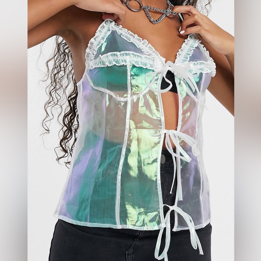 EUC - Tie Front cami top in luxe organza